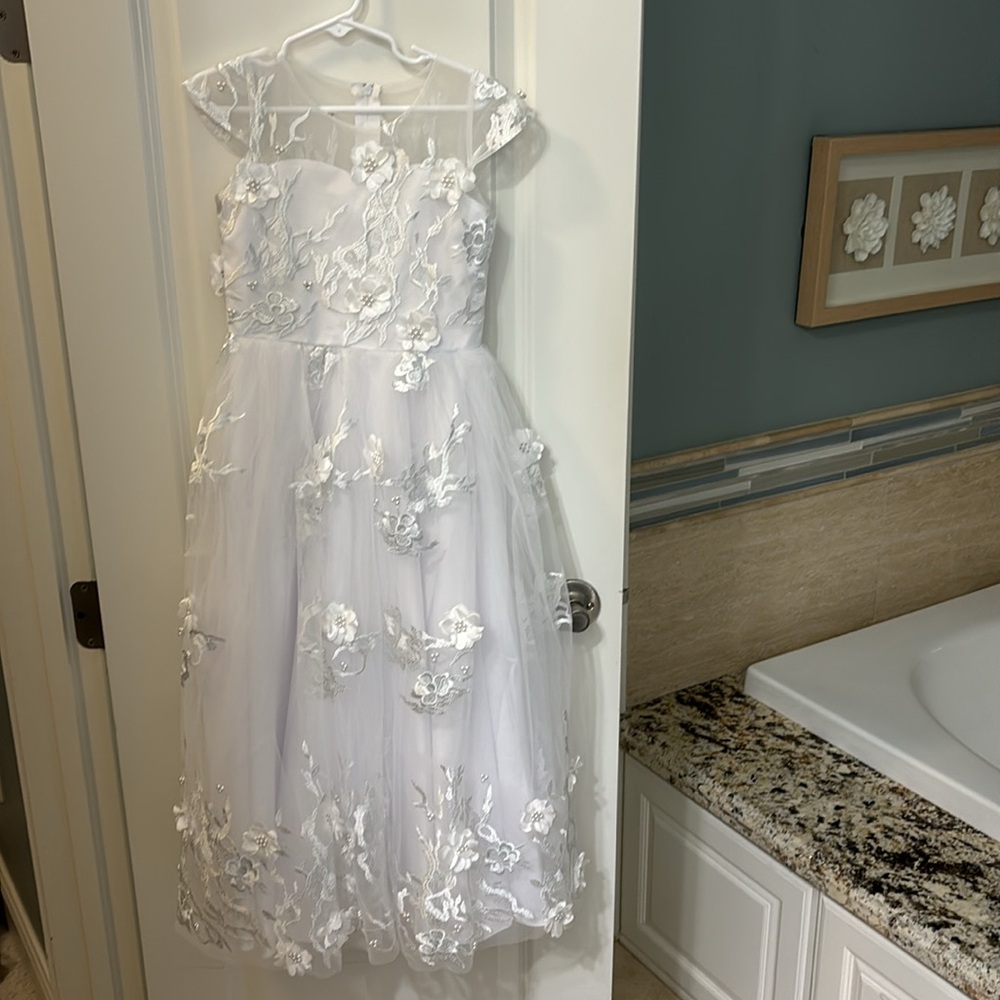 Flower girl dresses (2)